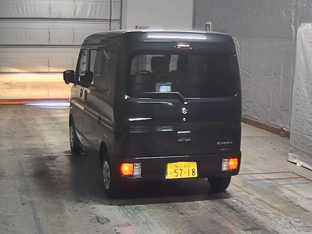 SUZUKI EVERY 2023
