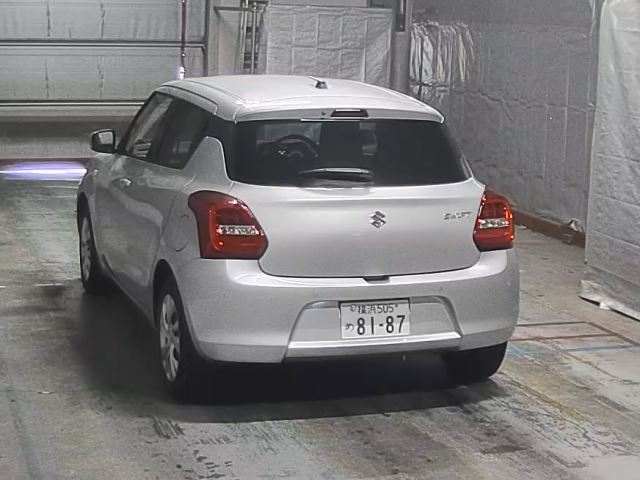 SUZUKI SWIFT 2023