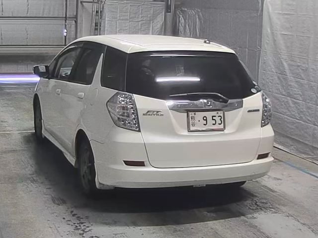 HONDA FIT SHUTTLE 2011