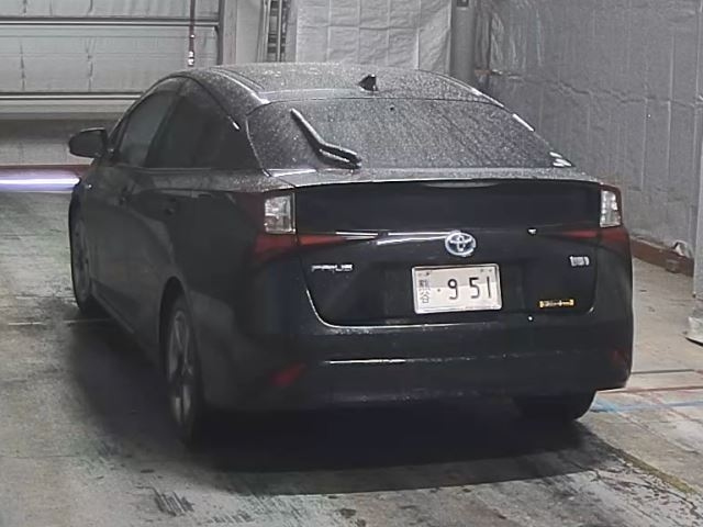 TOYOTA PRIUS 2019