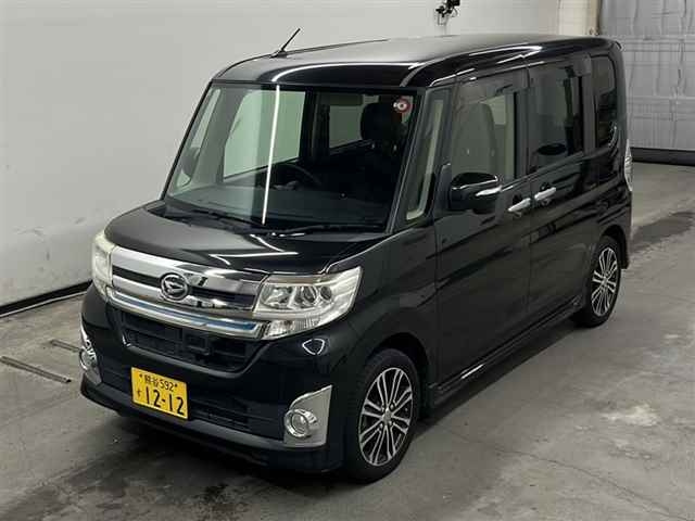 DAIHATSU TANTO 2014