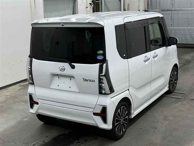DAIHATSU TANTO 2019