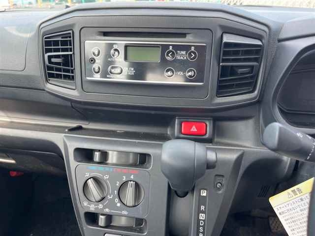 DAIHATSU MIRA E S 2020