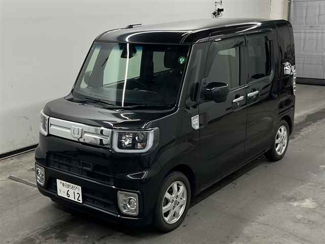 DAIHATSU WAKE 2017