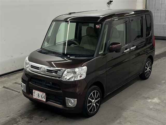 DAIHATSU TANTO 2014