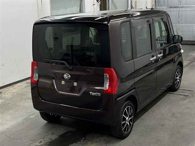 DAIHATSU TANTO 2014