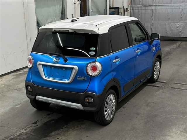 DAIHATSU CAST 2015