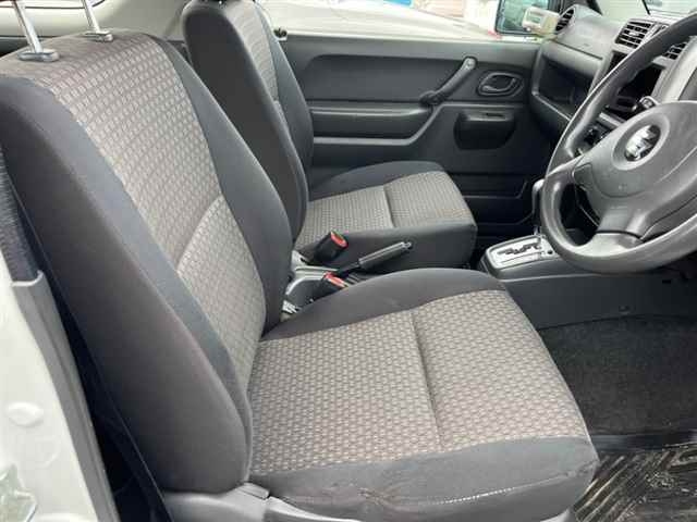 SUZUKI JIMNY 2010
