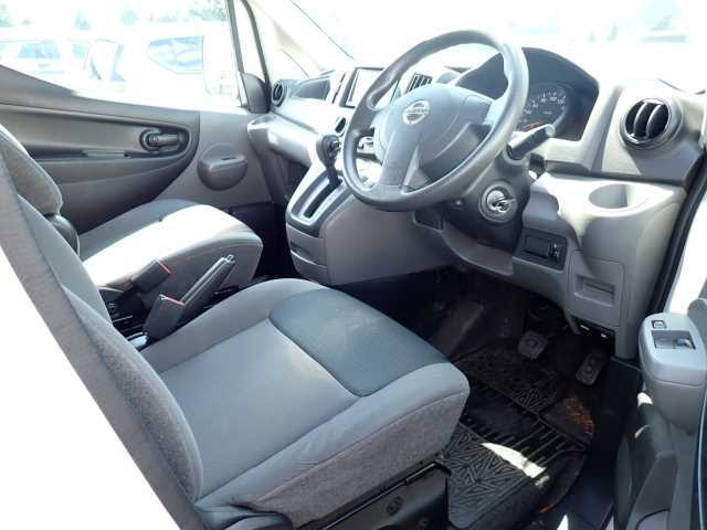 NISSAN NV200 2012