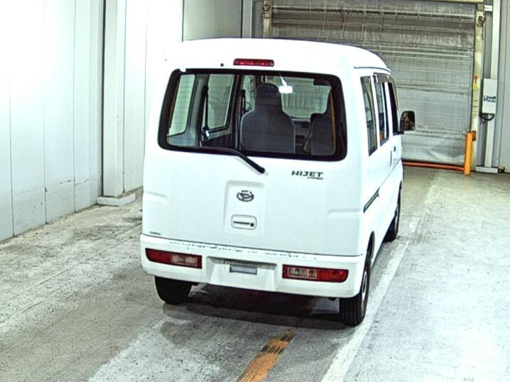 DAIHATSU HIJET VAN 2013