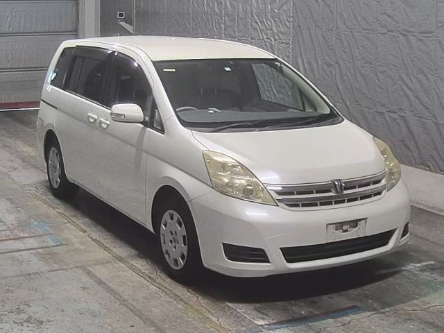 TOYOTA ISIS 2010