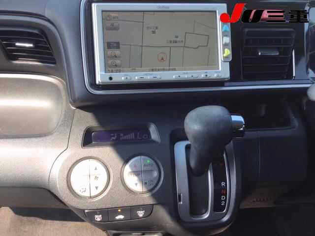 HONDA LIFE 2011