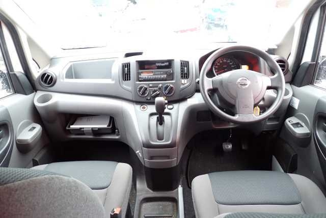 NISSAN NV200 2014