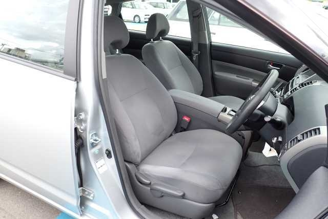 TOYOTA PRIUS 2011