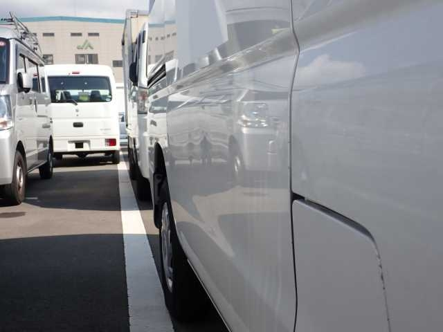 MITSUBISHI MINICAB VAN 2013