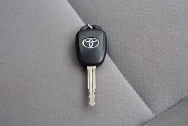 TOYOTA COROLLA AXIO 2014