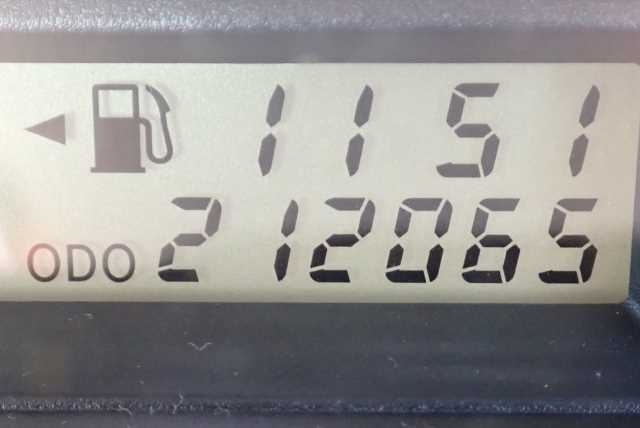 TOYOTA SUCCEED 2010