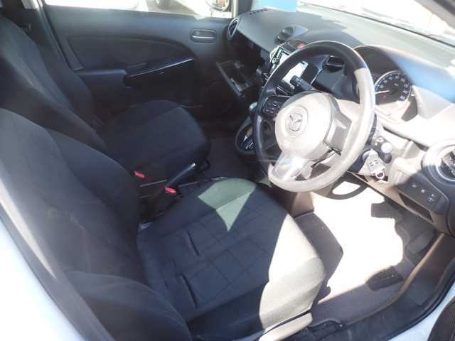 MAZDA DEMIO 2013