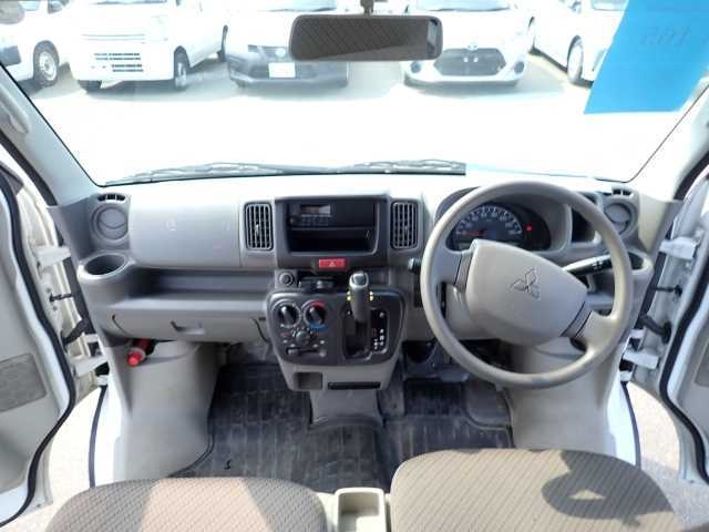 MITSUBISHI MINICAB VAN 2017