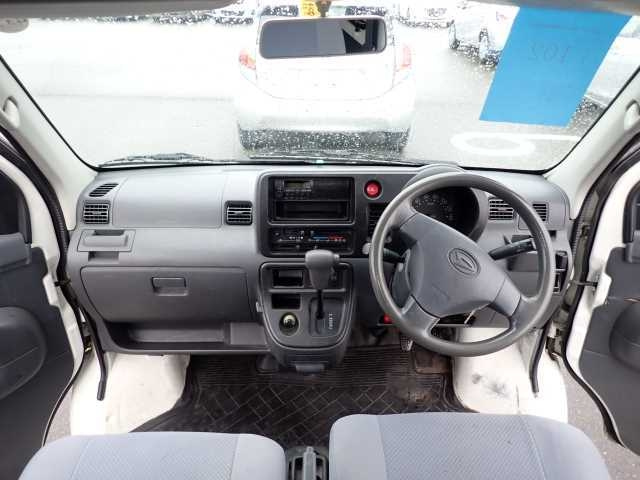 DAIHATSU HIJET VAN 2012