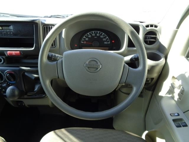 NISSAN CLIPPER VAN 2023
