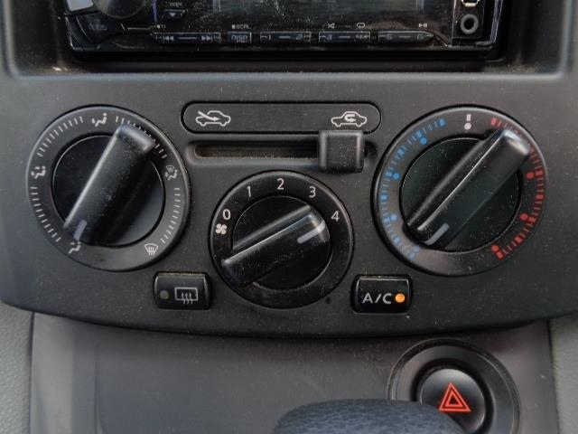 NISSAN NV200 2019