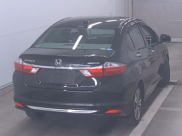 HONDA GRACE 2015