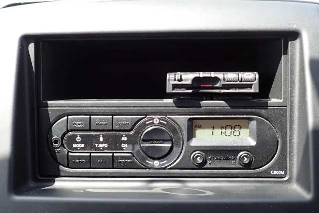 NISSAN NV200 2018