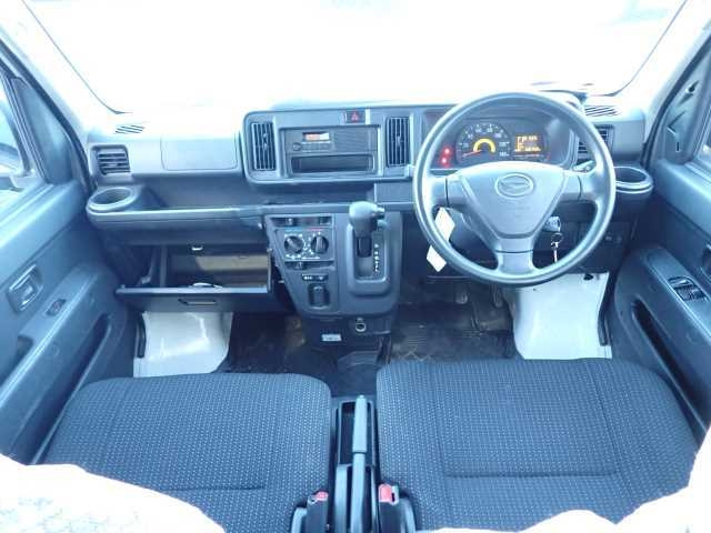 DAIHATSU HIJET VAN 2019