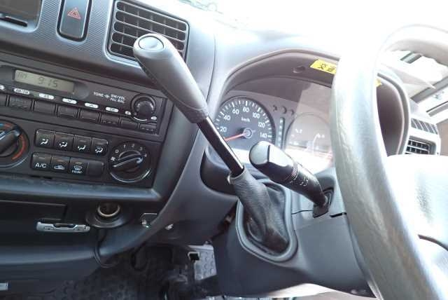 MAZDA BONGO 2017
