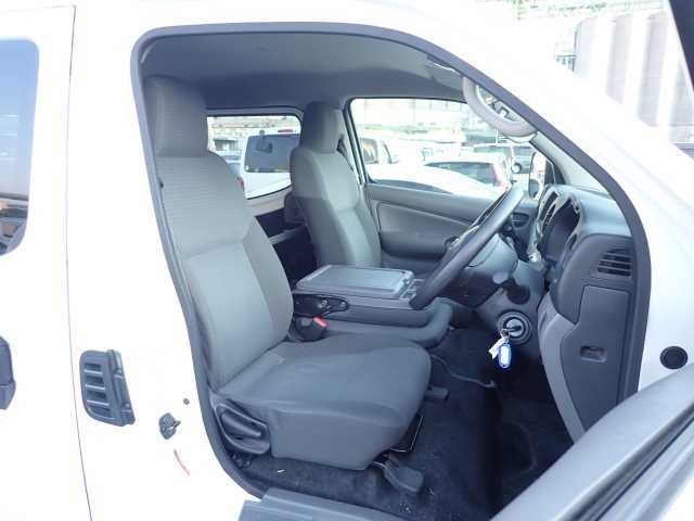 NISSAN CARAVAN VAN 2012