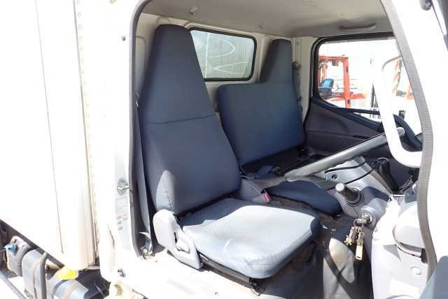 MITSUBISHI CANTER 2014
