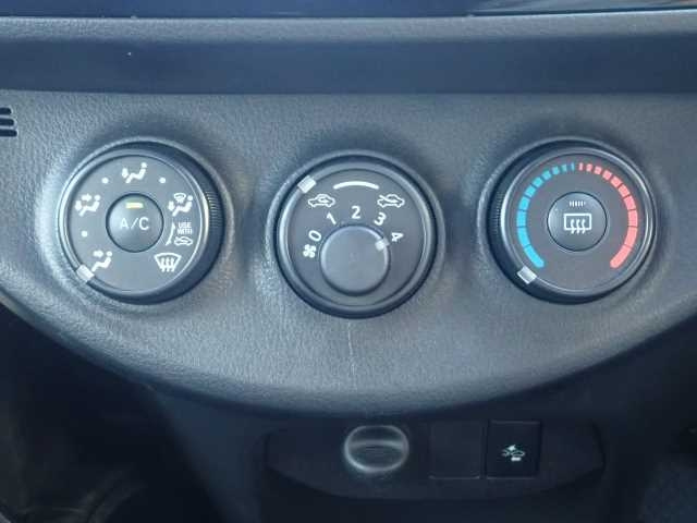 TOYOTA VITZ 2019
