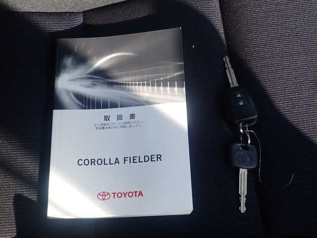 TOYOTA COROLLA FIELDER 2017