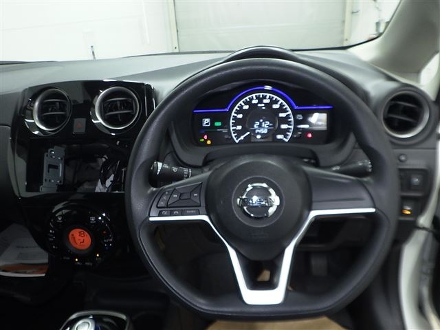 NISSAN NOTE 2019