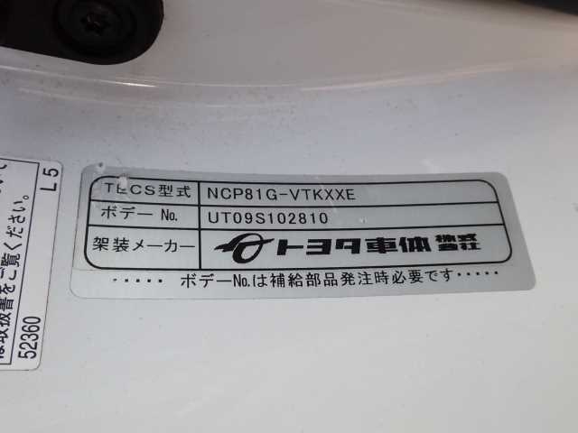 TOYOTA SIENTA 2010