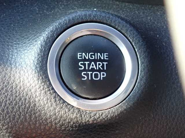 TOYOTA YARIS 2021