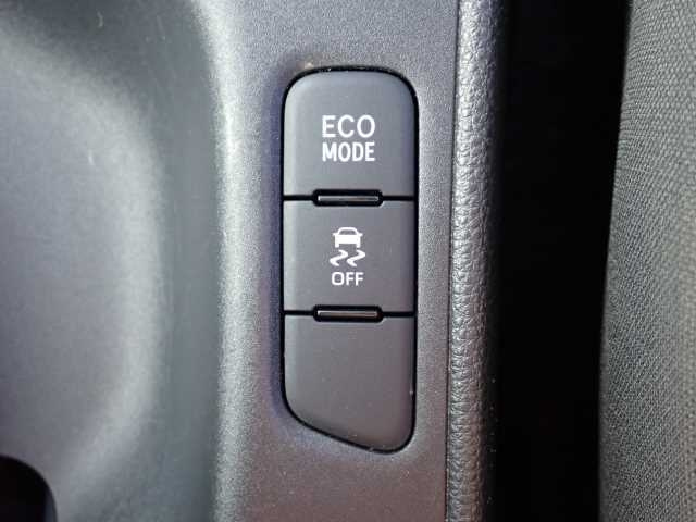 TOYOTA YARIS 2021