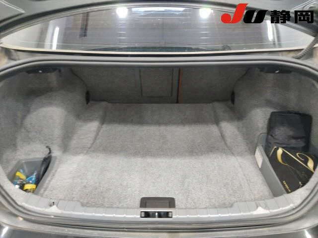 BMW 3 SERIES 2010
