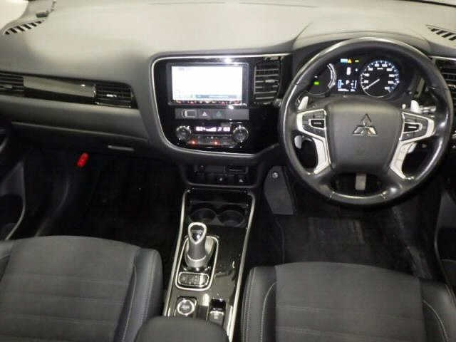 MITSUBISHI OUTLANDER PHEV 2018