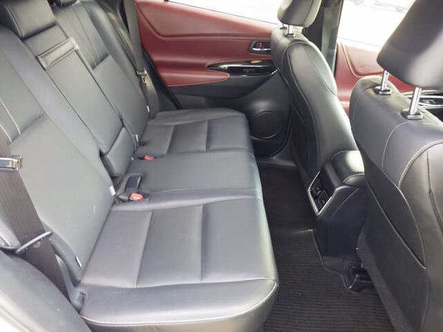 TOYOTA HARRIER 2017