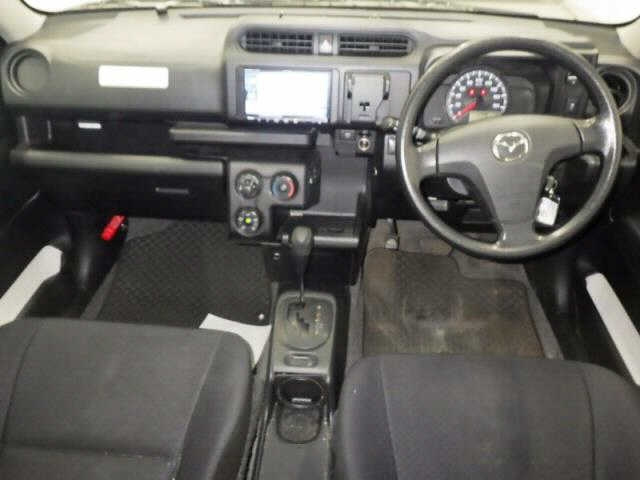 MAZDA FAMILIA VAN 2019