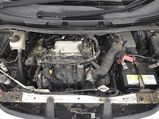 TOYOTA NOAH 2010