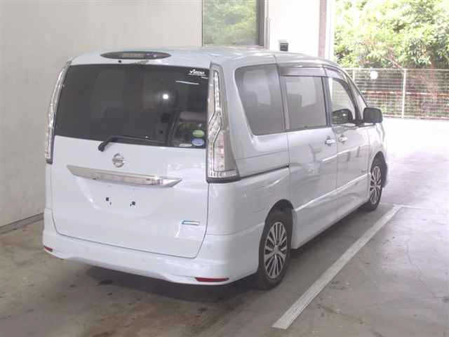 NISSAN SERENA 2015