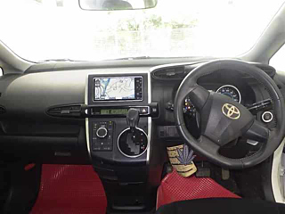 TOYOTA WISH 2009