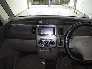 DAIHATSU TANTO 2013