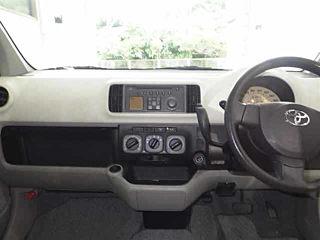 TOYOTA PASSO 2011