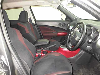 NISSAN JUKE 2010