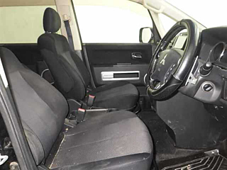 MITSUBISHI DELICA D5 2013