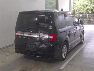 MITSUBISHI DELICA D5 2013